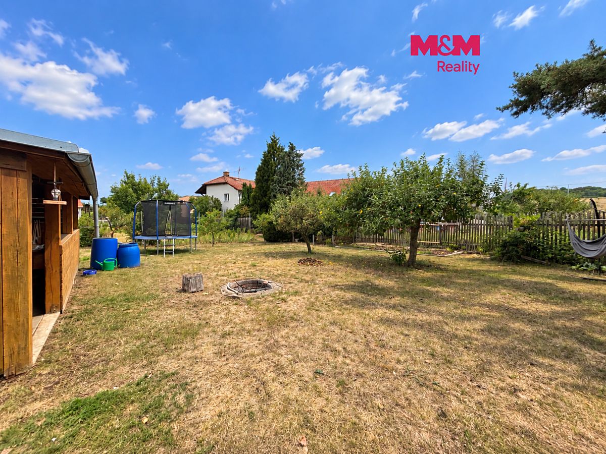 Prodej zahrady 323 m², Modlany – fotka 1 z 3