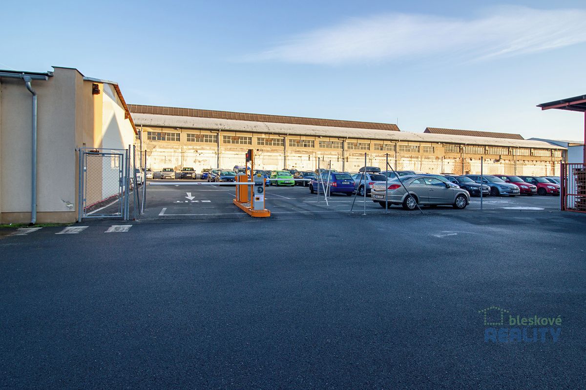 Pronájem komerčního pozemku 500 m²