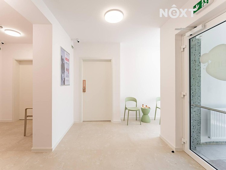 Pronájem komerčního prostoru, 16 m² (2 z 24)