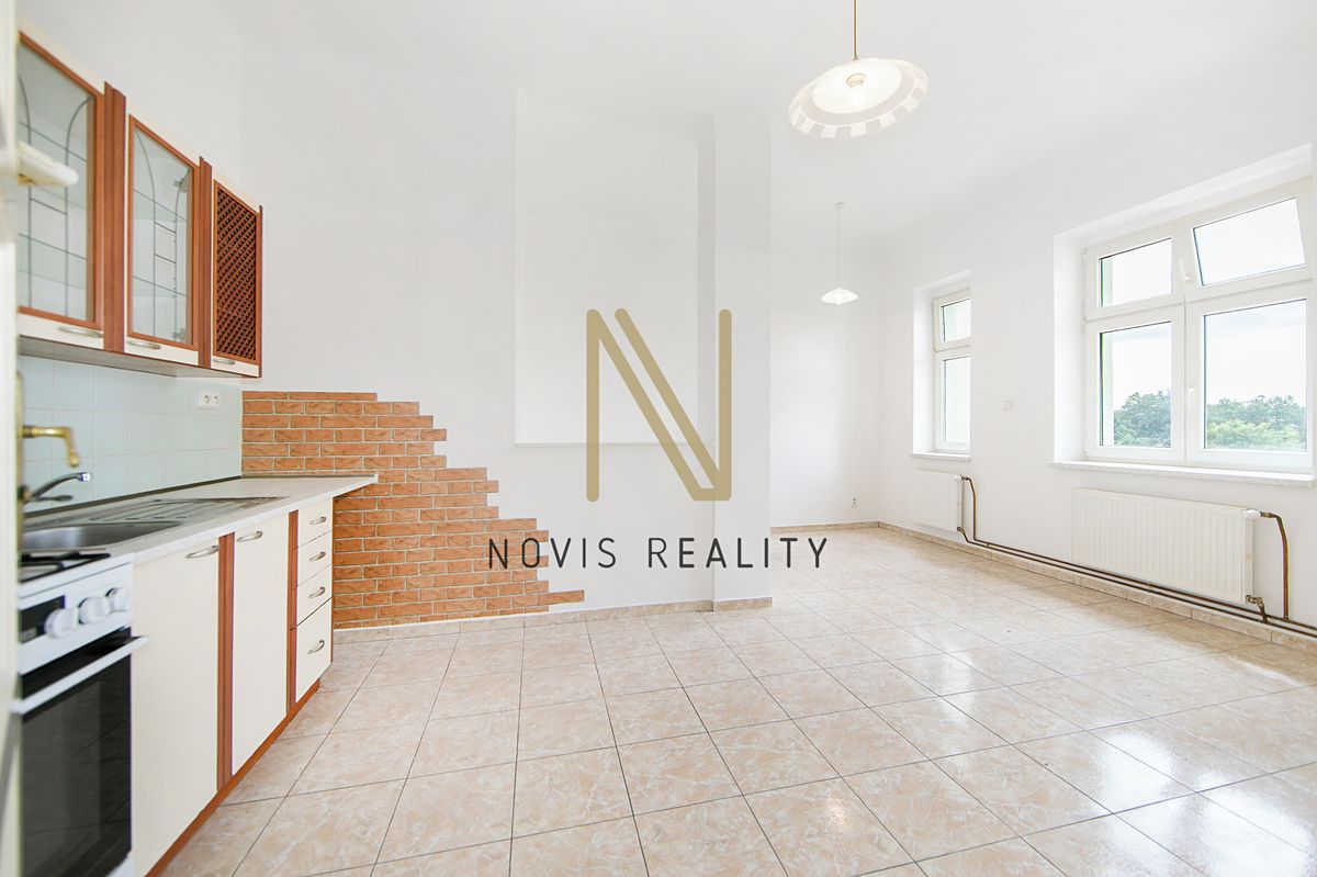 Pronájem bytu 3+kk 84 m²