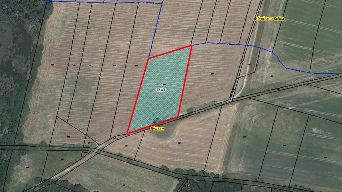 Prodej pole 7688 m², Býchory – fotka 1 z 3