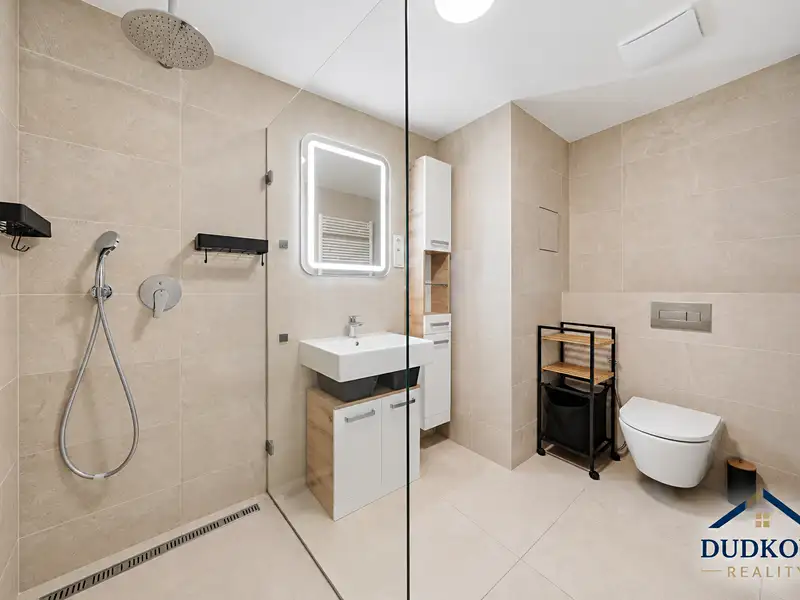 Prodej bytu 2+kk 54 m², Kladno – náhled fotky 3
