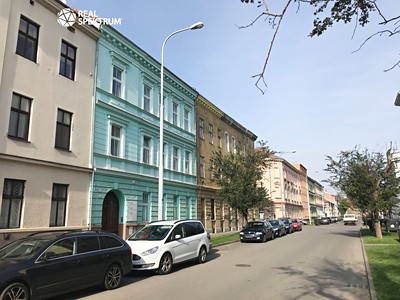 Pronájem komerčního prostoru, 111 m² (2 z 8)