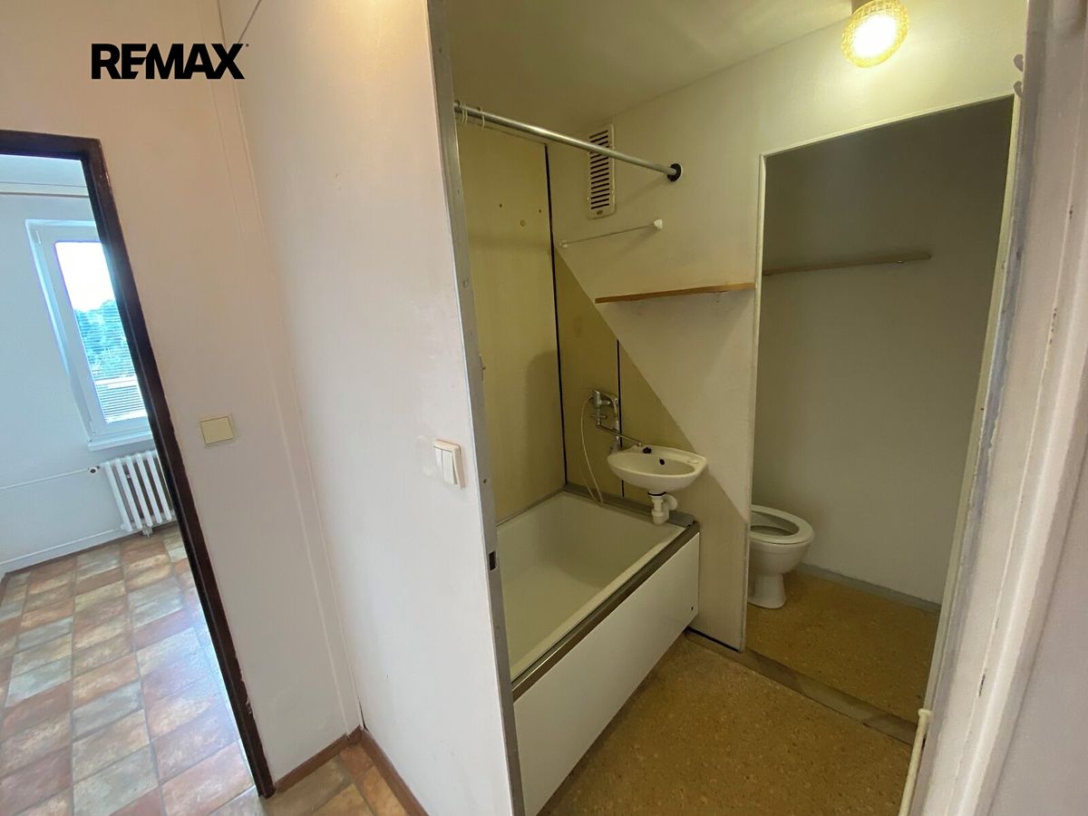Pronájem bytu 1+1 36 m² – fotografie 5