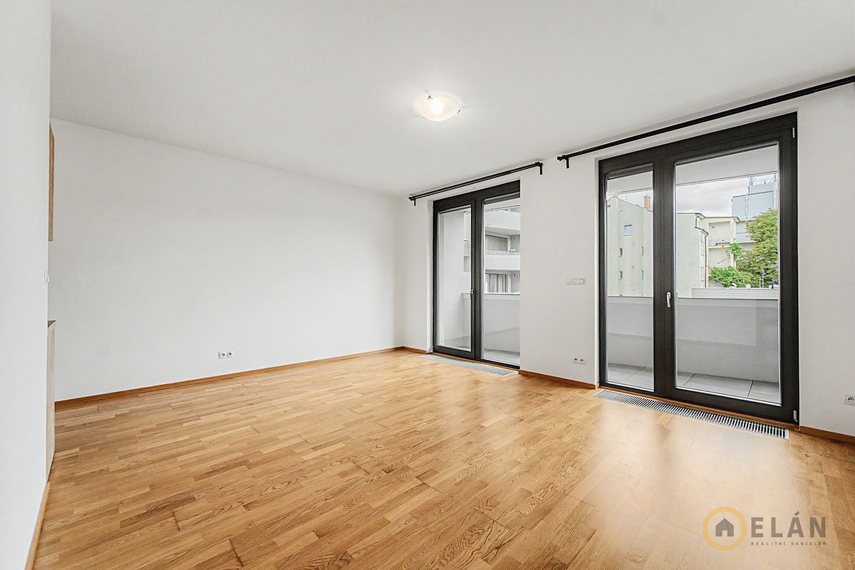 Pronájem bytu 2+kk 65 m² – fotografie 4