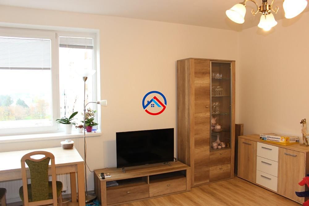 Pronájem bytu 2+kk 45 m² – fotografie 4