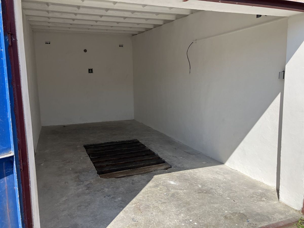 Prodej garáže 18 m² – fotografie 3