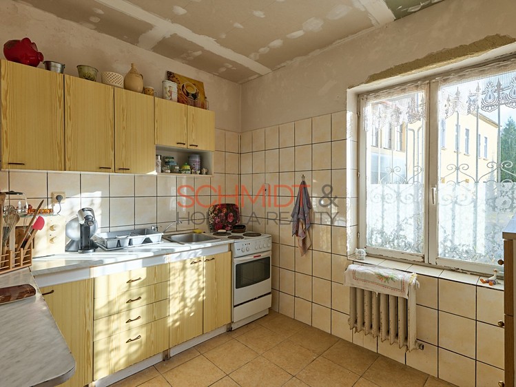 Prodej komerčního prostoru, 1 612 m² (9 z 31)