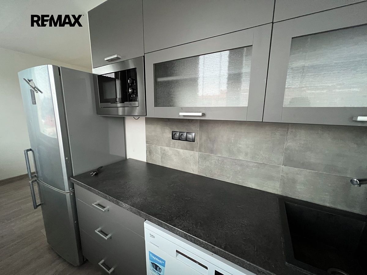 Pronájem bytu 3+kk 70 m² – fotografie 2