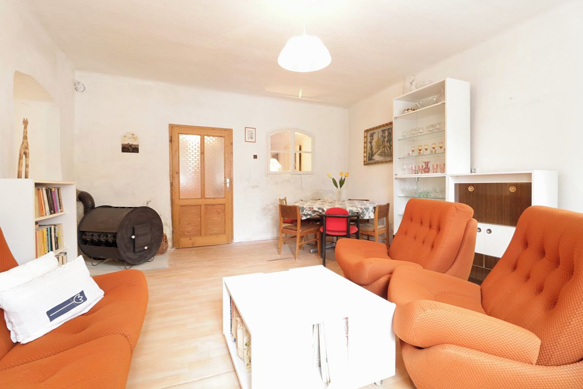 Prodej rodinného domu 67 m², pozemek 127 m² – fotografie 3