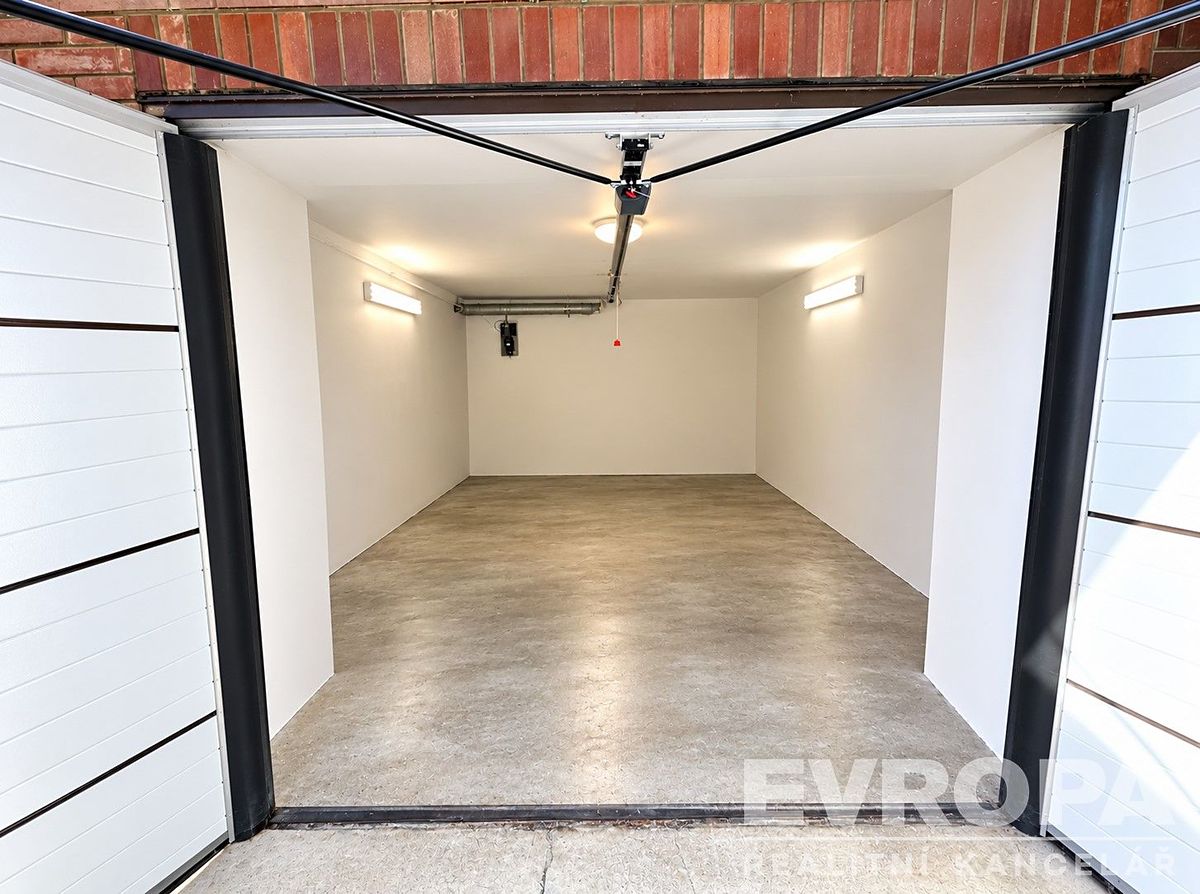 Prodej garáže 18 m² – fotografie 2