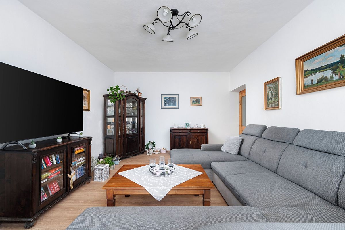 Prodej rodinného domu 150 m², pozemek 1140 m² – fotografie 5