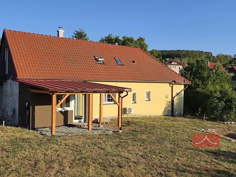 Pronájem rodinného domu 55 m², pozemek 400 m², Kamenná Lhota – náhled fotky 1
