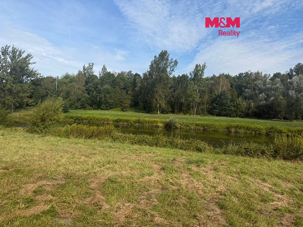 Prodej pozemku 1257 m²