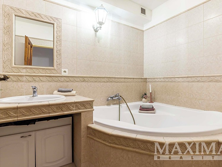 Квартира 4+kk на продаж, 82 м² (11 з 29)