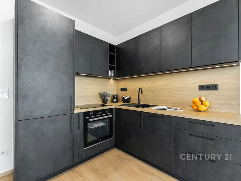 Pronájem bytu 2+kk 42 m², Praha – náhled fotky 2