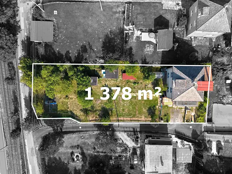 Prodej rodinného domu 260 m², pozemek 1378 m², Vřesina – náhled fotky 2