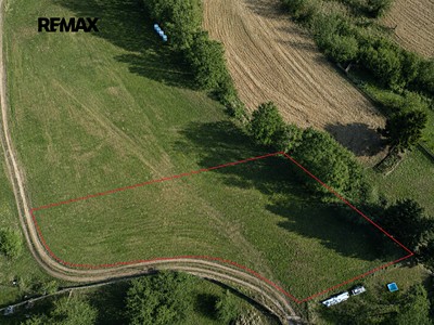 Prodej pozemku, 1 643 m² (2 z 4)
