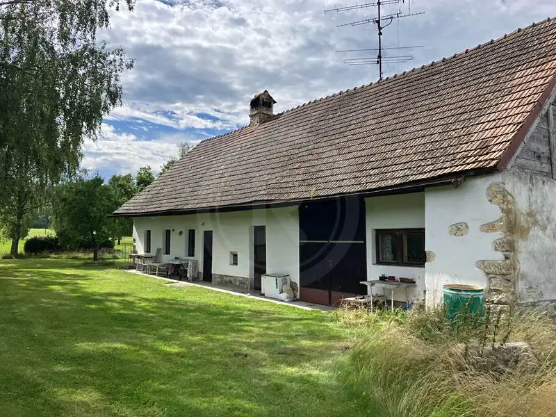 Prodej chalupy 100 m², pozemek 1942 m², Benešov nad Černou – náhled fotky 2