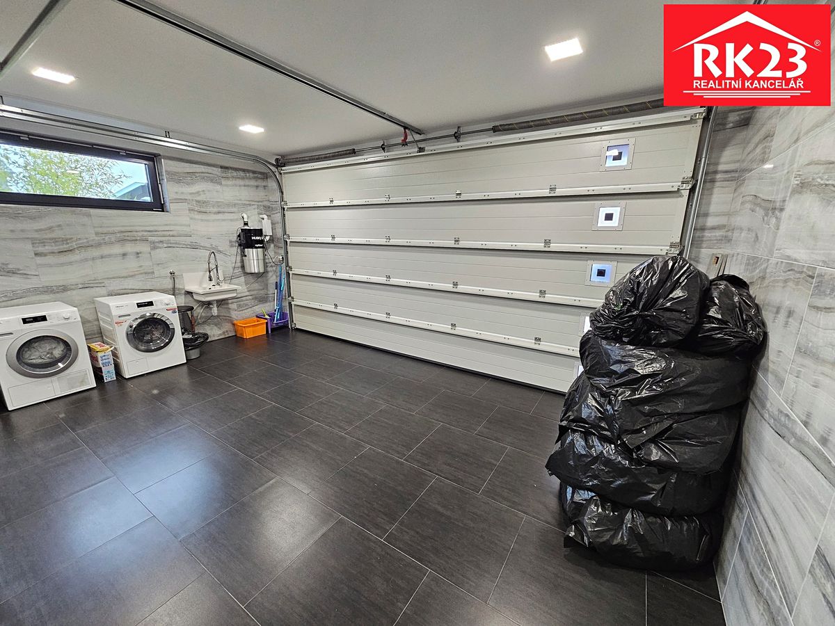 Prodej rodinného domu 187 m², pozemek 788 m² – fotografie 5