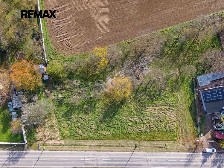 Prodej pozemku, 1 353 m² (6 z 8)