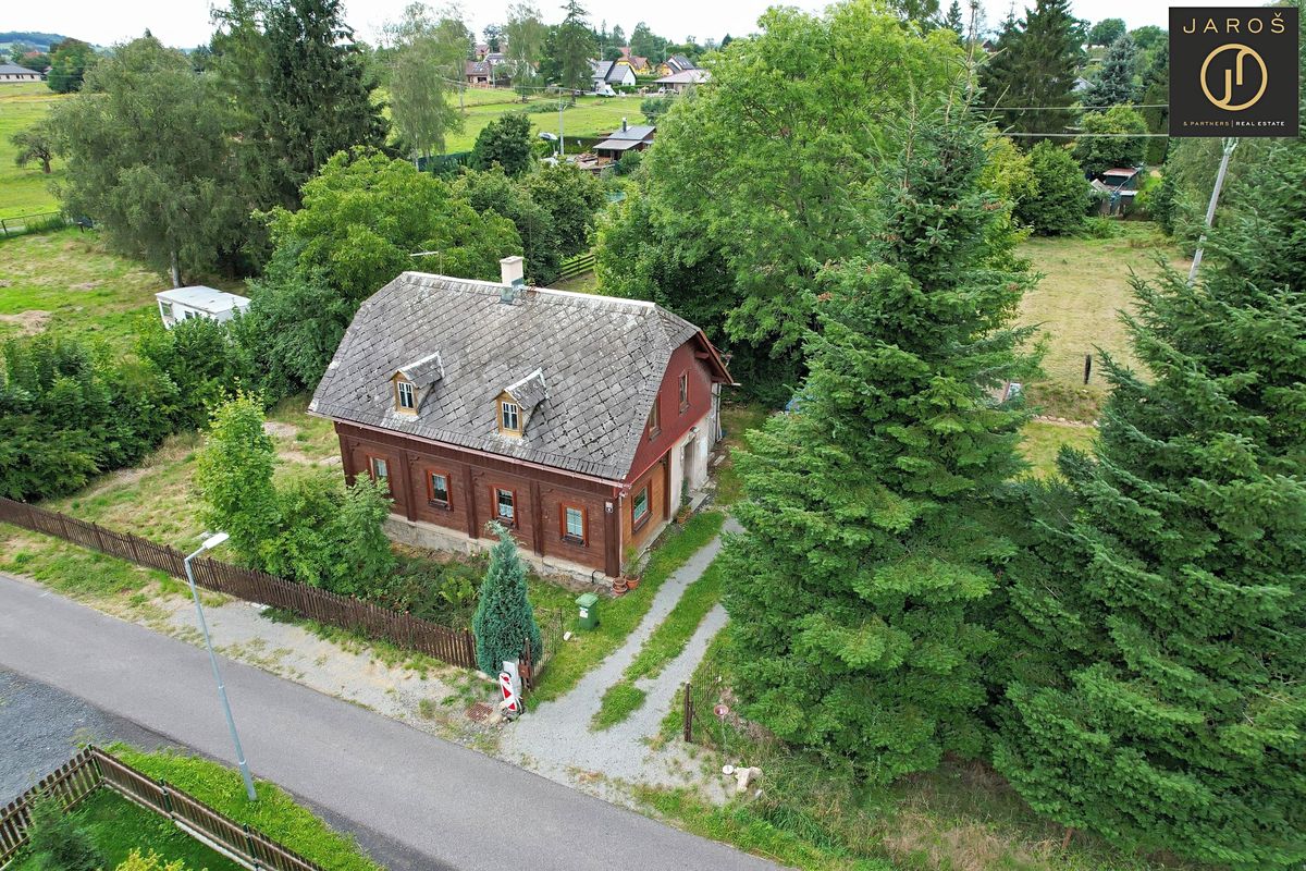 Prodej rodinného domu 160 m², pozemek 1079 m² – fotografie 3