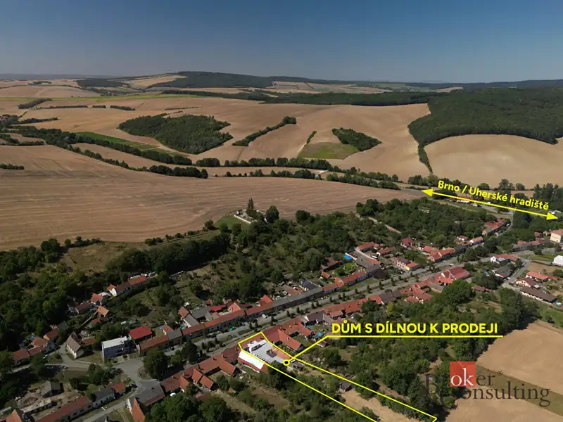 Prodej rodinného domu 250 m², pozemek 2232 m², Kožušice – náhled fotky 2