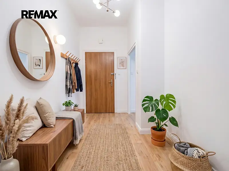 Prodej činžovního domu 200 m², Praha – náhled fotky 2