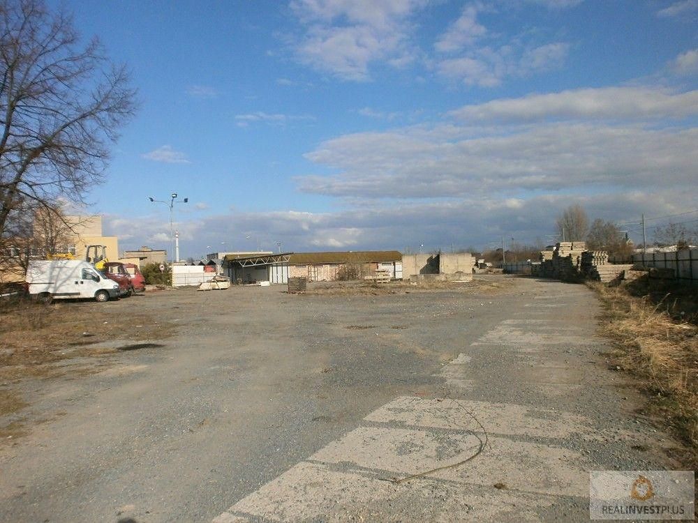 Pronájem komerčního pozemku 2300 m² – fotografie 4