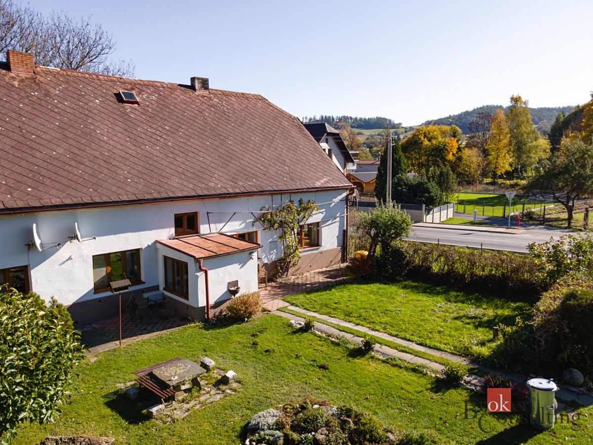 Prodej rodinného domu 260 m², pozemek 3000 m² – fotografie 3