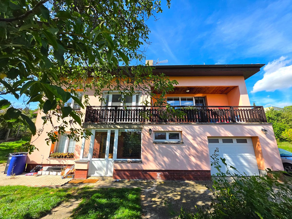 Prodej rodinného domu 155 m², pozemek 2007 m² – fotografie 2