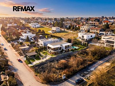 Prodej stavebního pozemku 960 m²