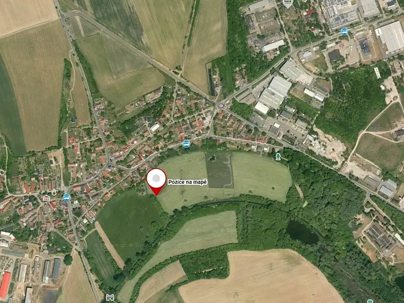 Prodej pole 8697 m², Milovice – náhled fotky 2