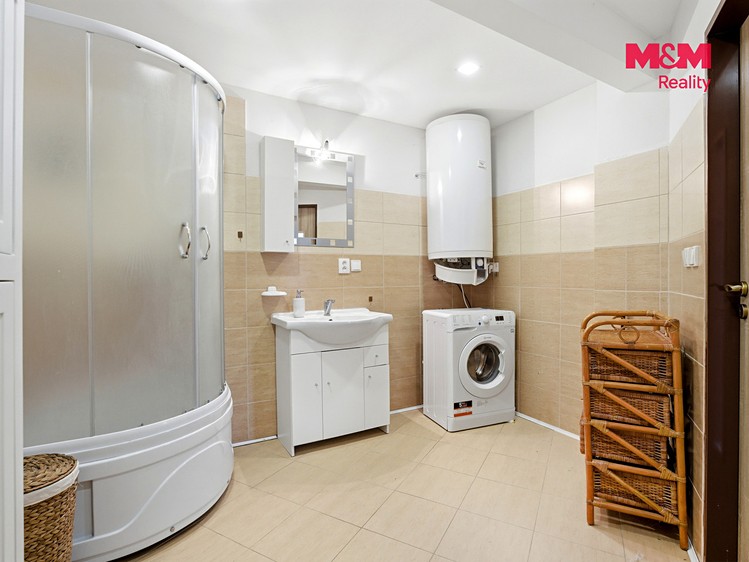 Gewerbefläche zum Kauf, 680 m² (15 von 30)