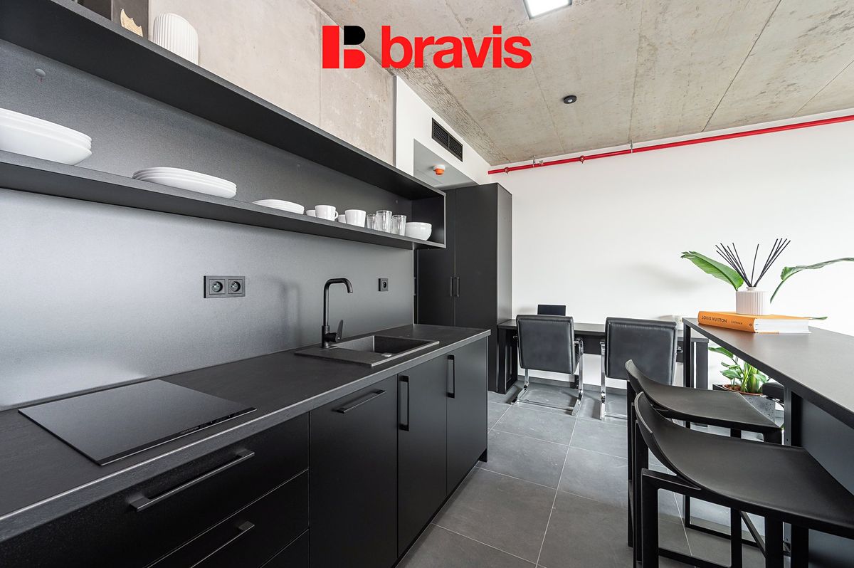 Pronájem bytu 1+kk 31 m² – fotografie 3