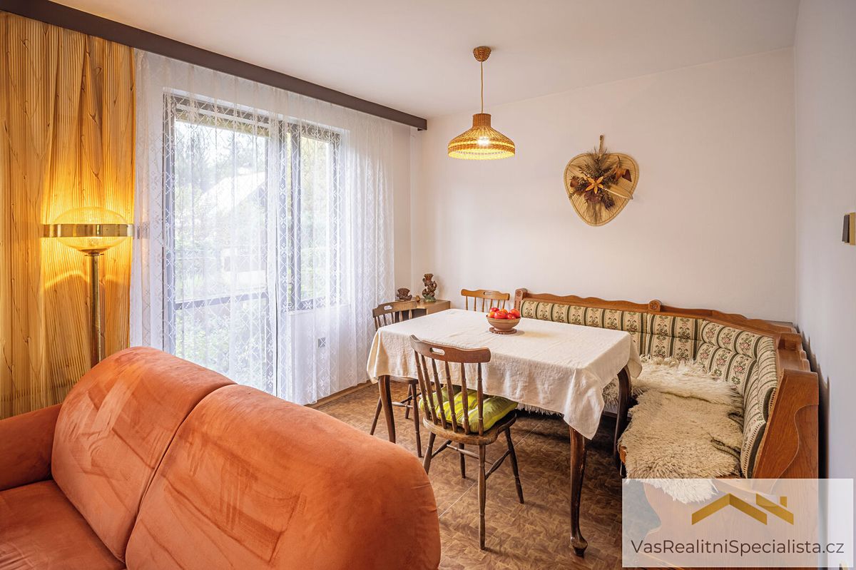 Prodej rodinného domu 90 m², pozemek 592 m²