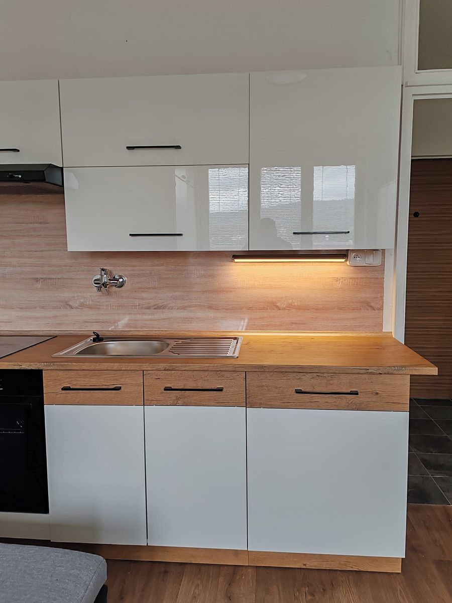 Prodej bytu 1+kk 20 m² – fotografie 3