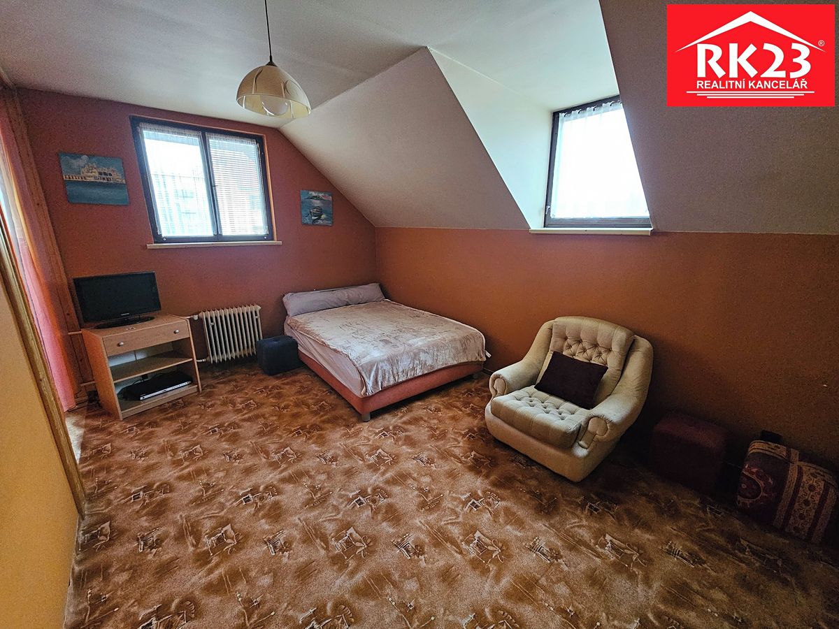 Prodej rodinného domu 941 m², pozemek 477 m² – fotografie 5
