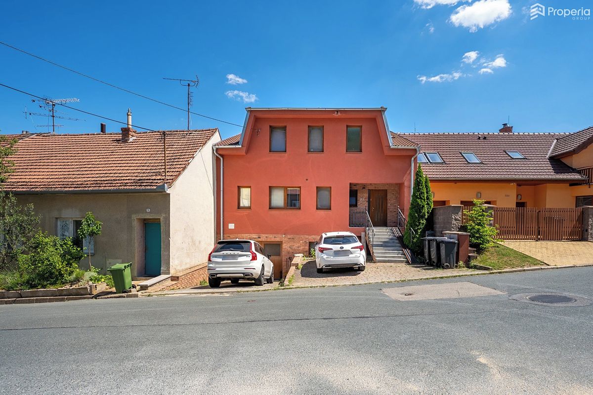 Pronájem bytu 2+kk 102 m² – fotografie 4