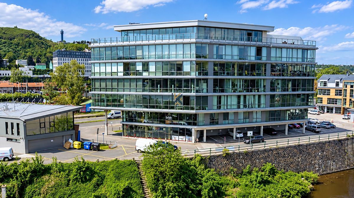 Pronájem kanceláře 52 m² – fotografie 4