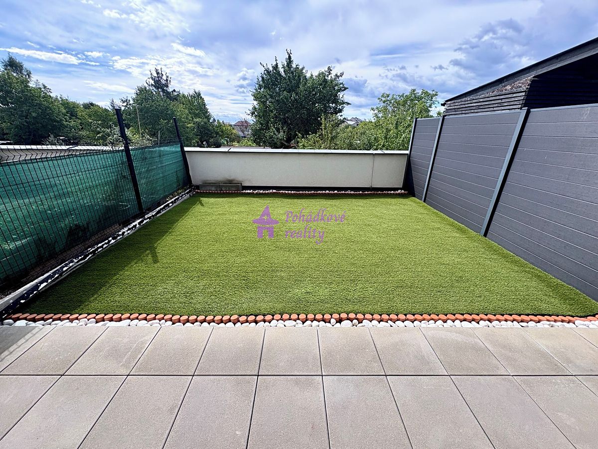 Pronájem bytu 1+kk 74 m² – fotografie 5