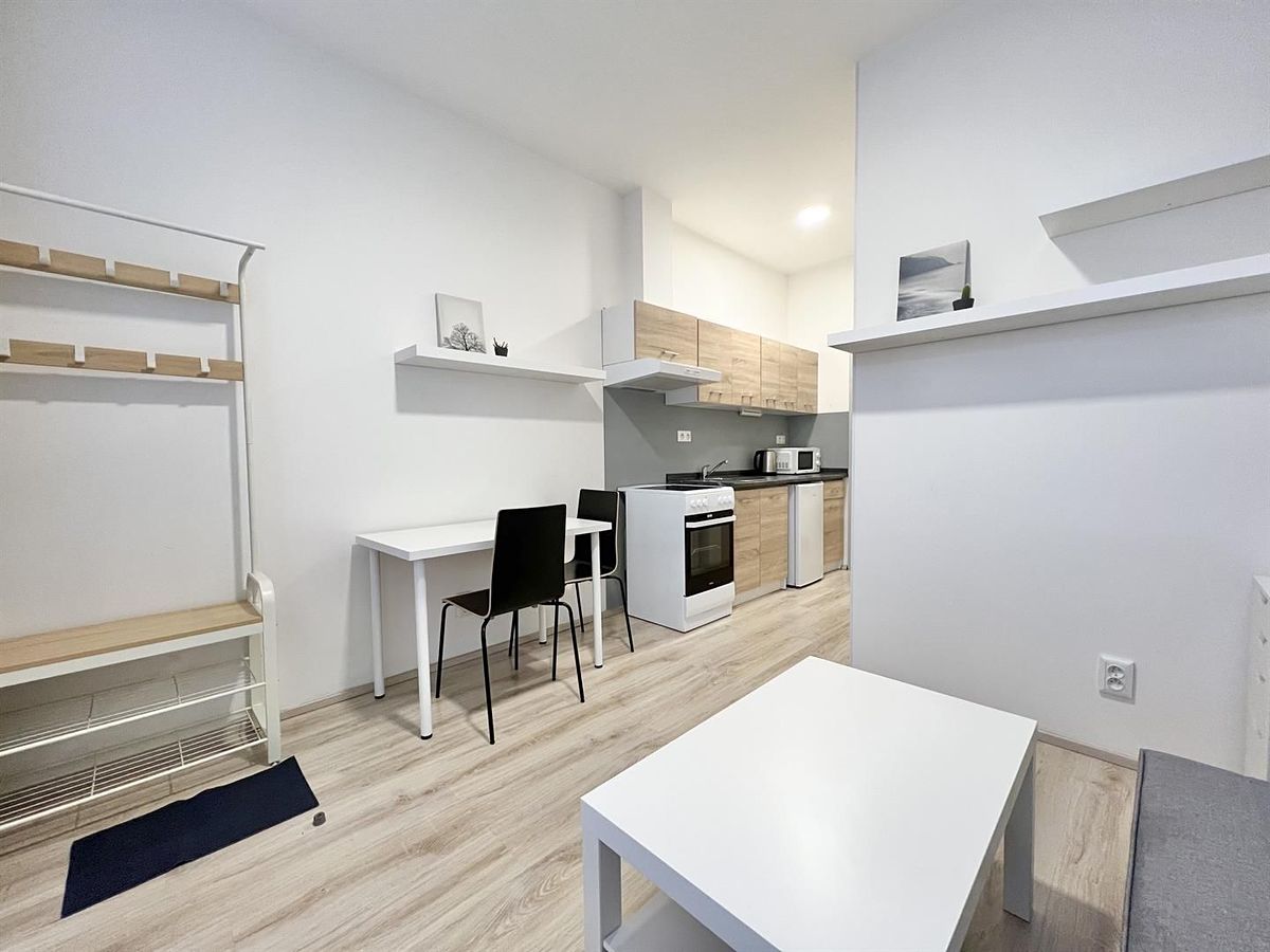 Pronájem bytu 2+kk 27 m²