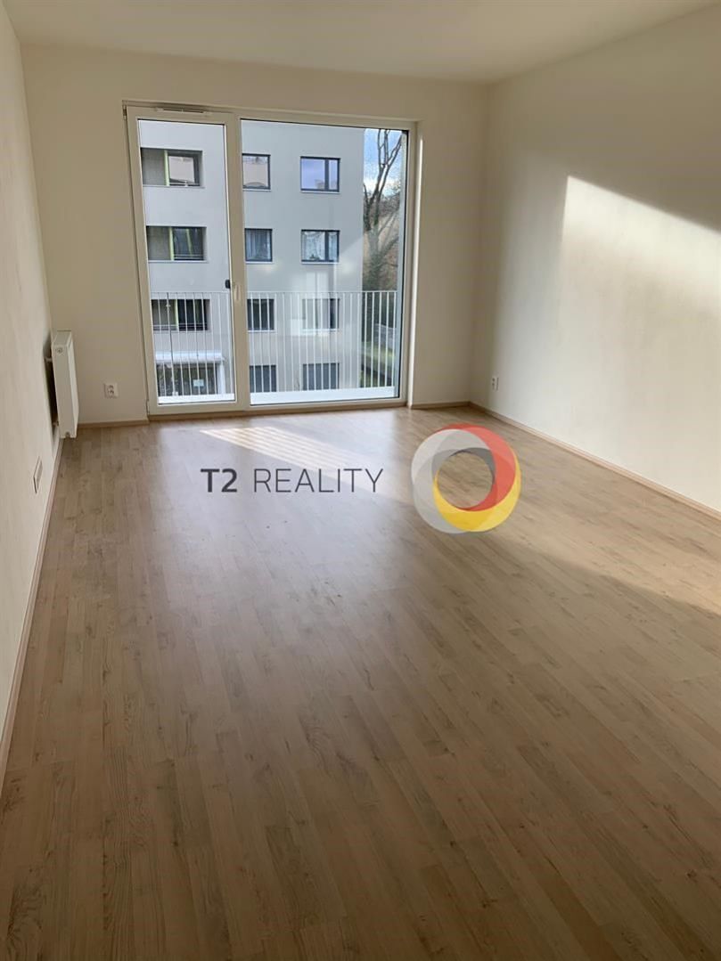 Pronájem bytu 2+kk 51 m² – fotografie 4