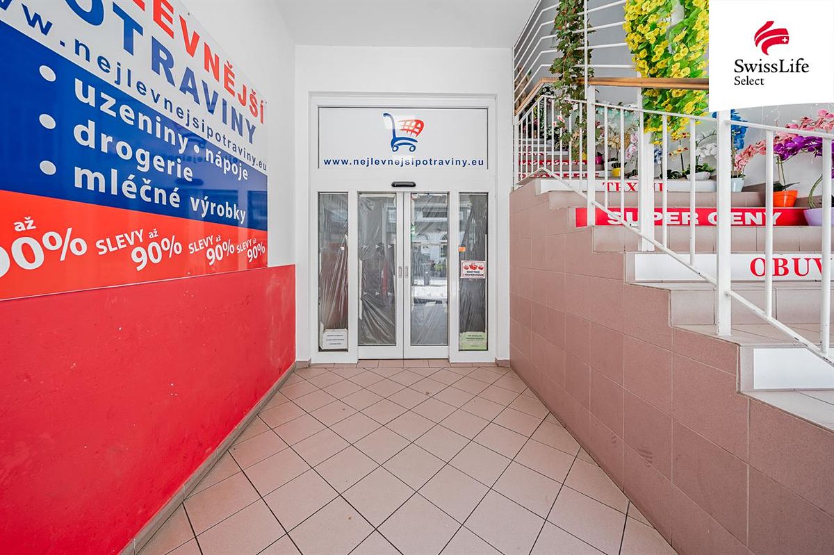 Pronájem obchodního prostoru 523 m² – fotografie 3