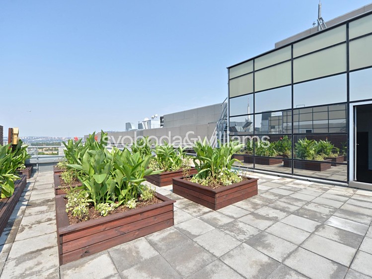 Pronájem komerčního prostoru, 1 092 m² (3 z 5)
