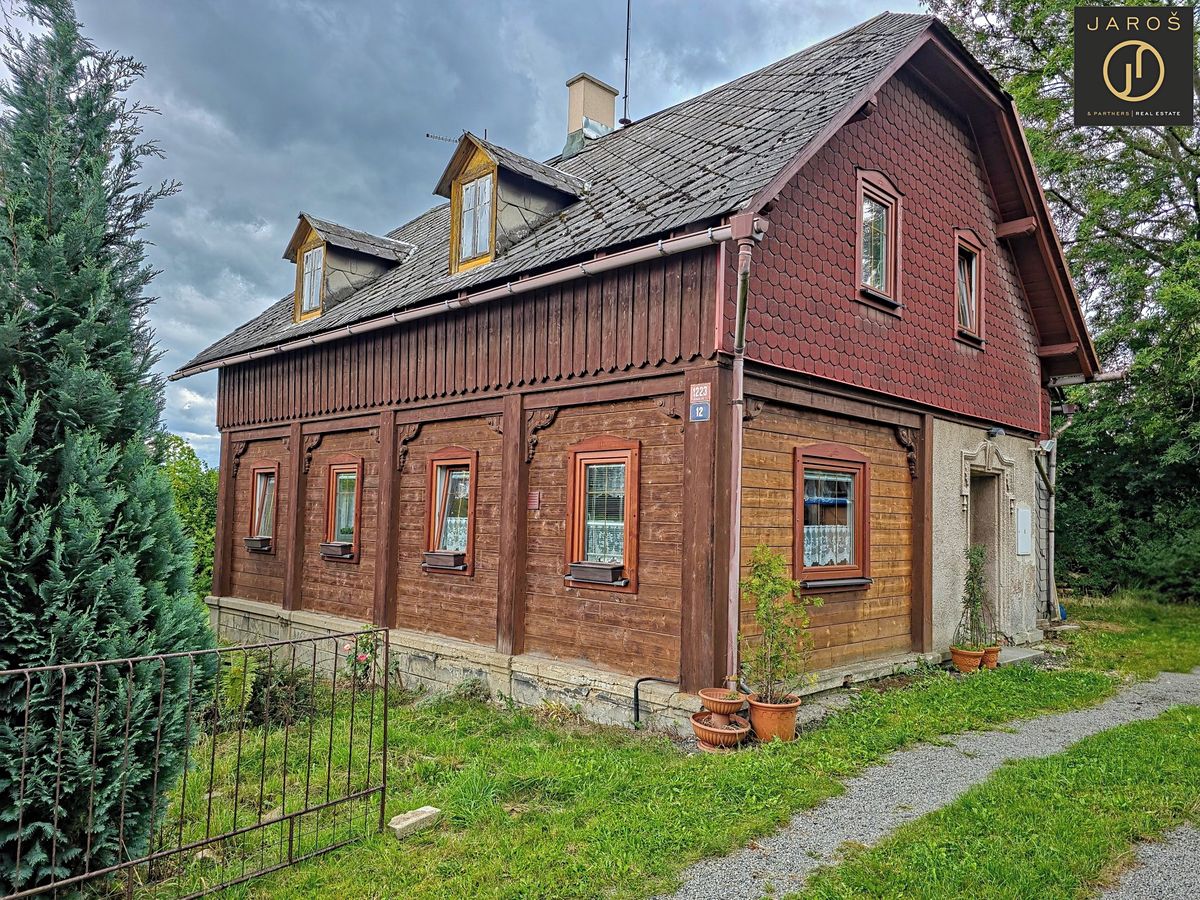 Prodej rodinného domu 160 m², pozemek 1079 m² – fotografie 5