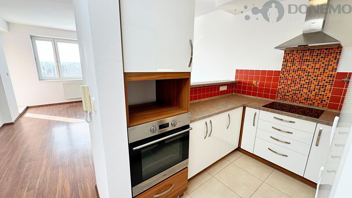 Pronájem bytu 2+kk 57 m² – fotografie 4