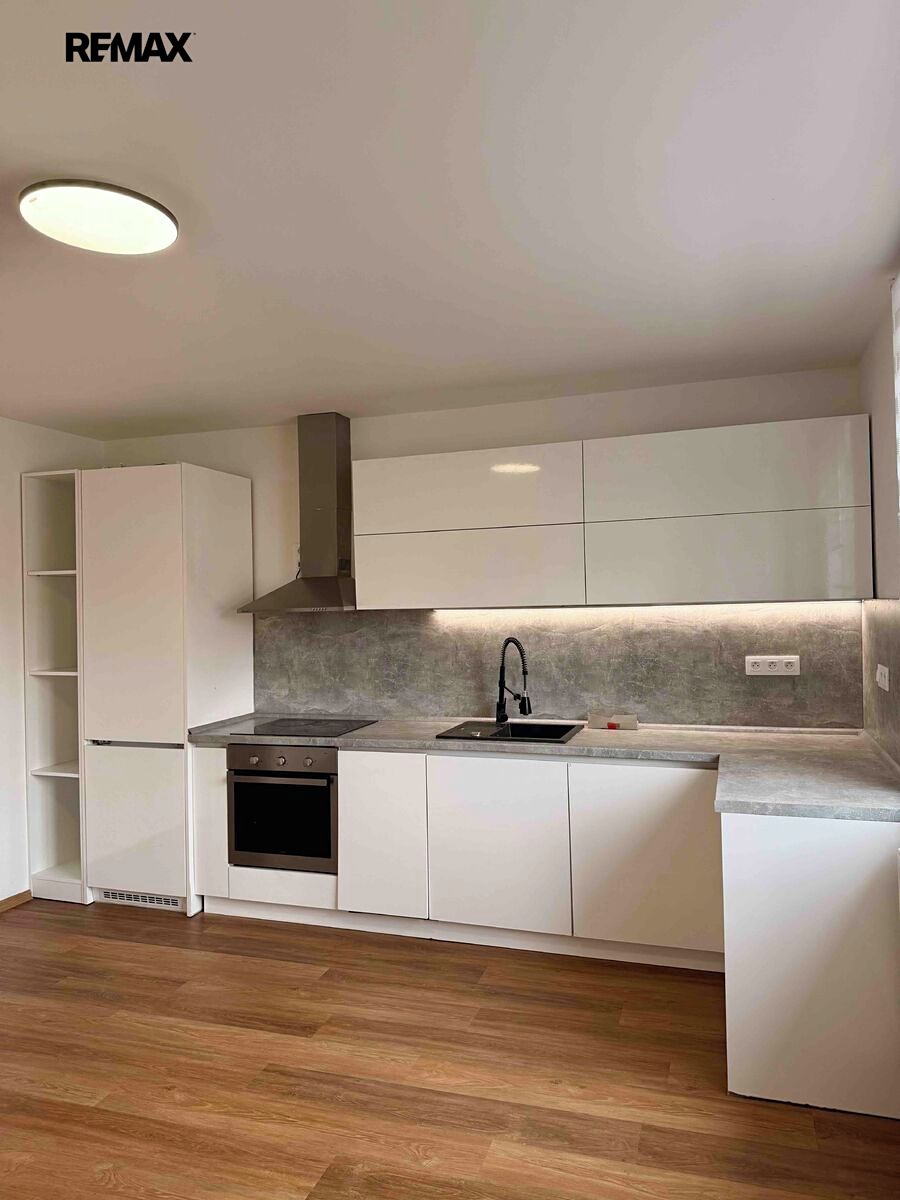 Pronájem rodinného domu 85 m², pozemek 572 m² – fotografie 5