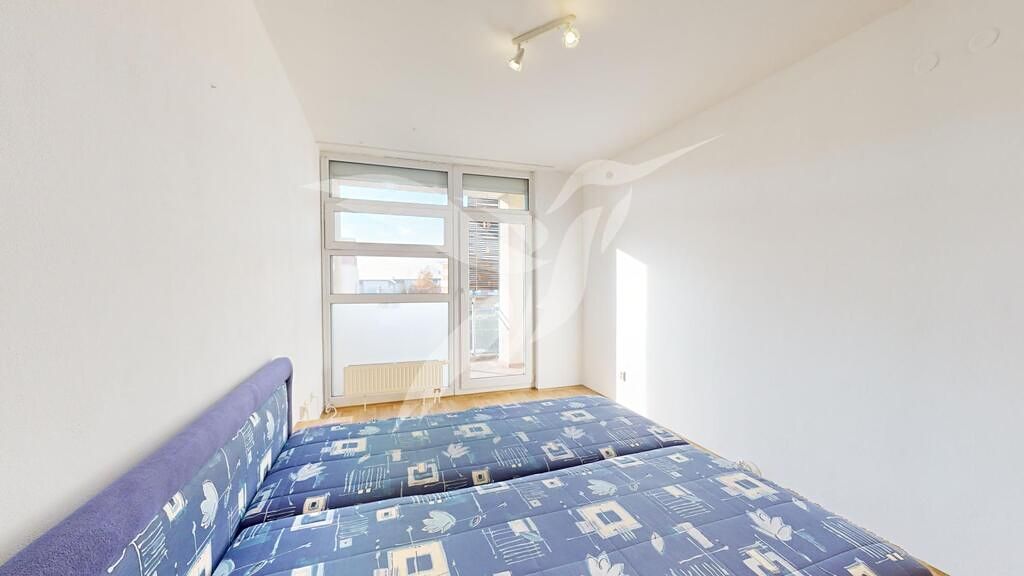 Pronájem bytu 2+kk 68 m² – fotografie 4