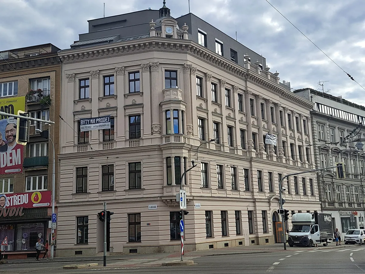 Pronájem obchodního prostoru 64 m²